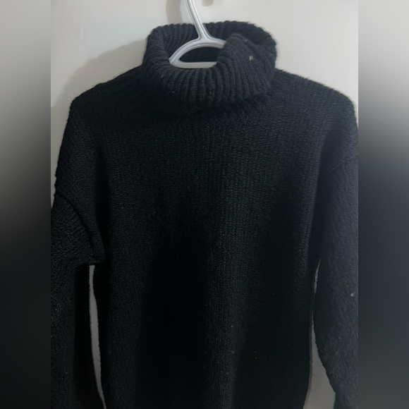 Black turtleneck - Picture 2 of 3